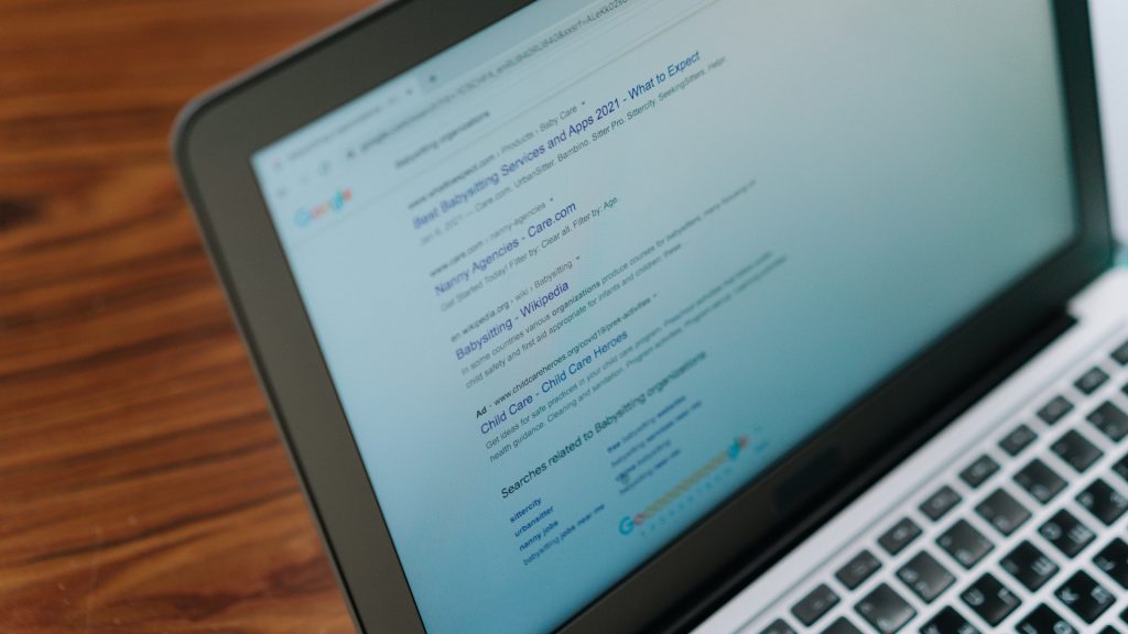 Mobile ad campaign management interface